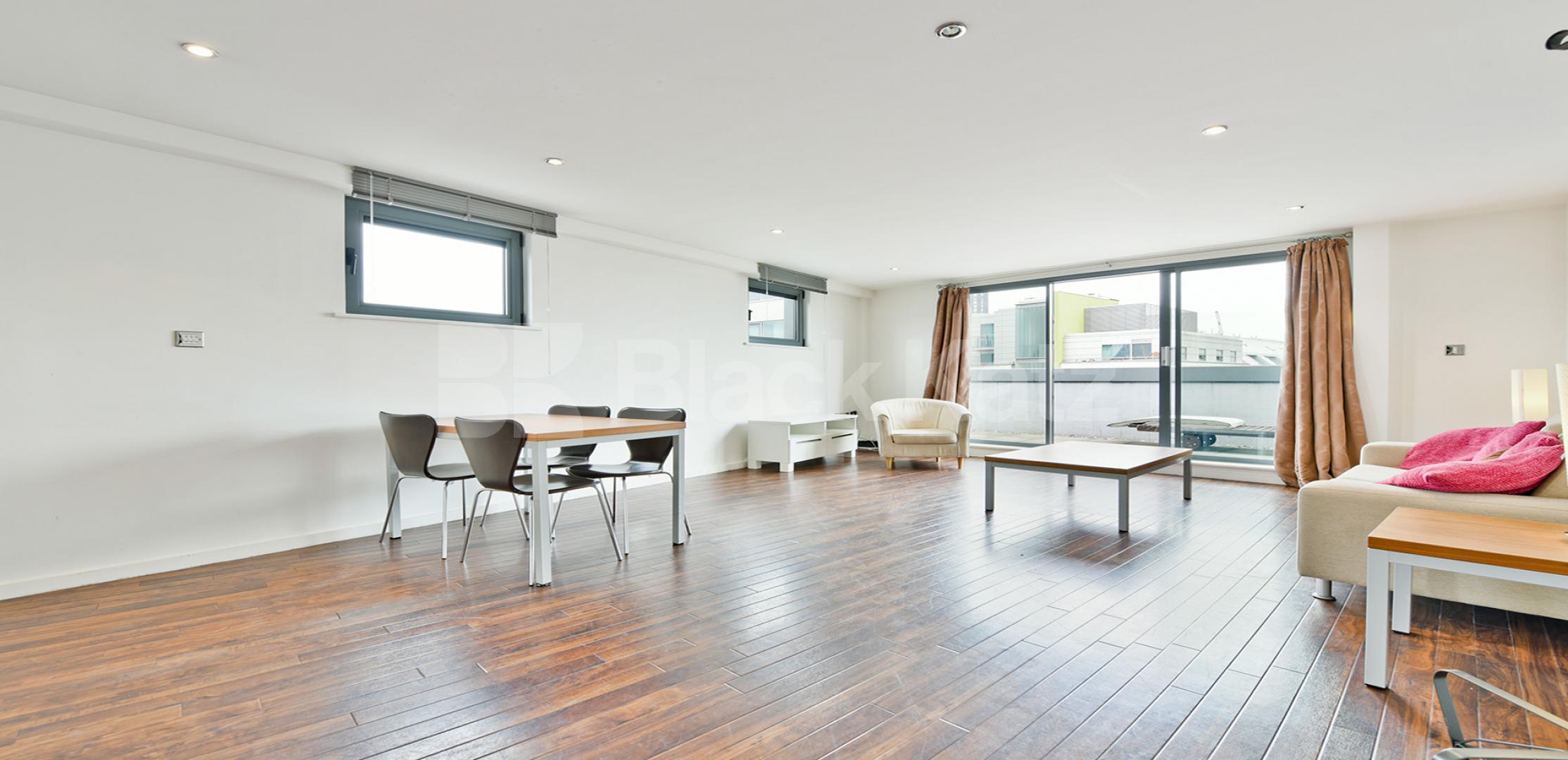 			NEW INSTRUCTION , 1 Bedroom, 1 bath, 1 reception Penthouse			 Tabard Street , Borough